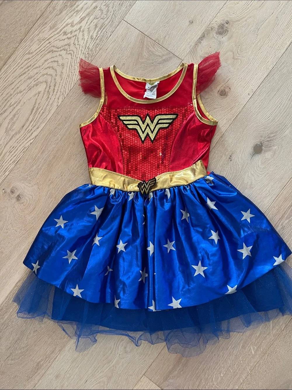 WONDER WOMAN girls costume dress size medium
